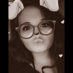 Meet your Posher, Kayce